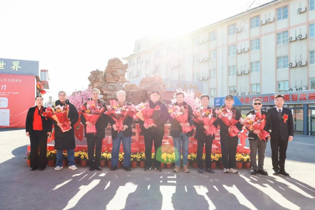 熱（rè）烈慶祝北京91成人抖音第十屆京城（chéng）名師聯誼會隆重舉行！